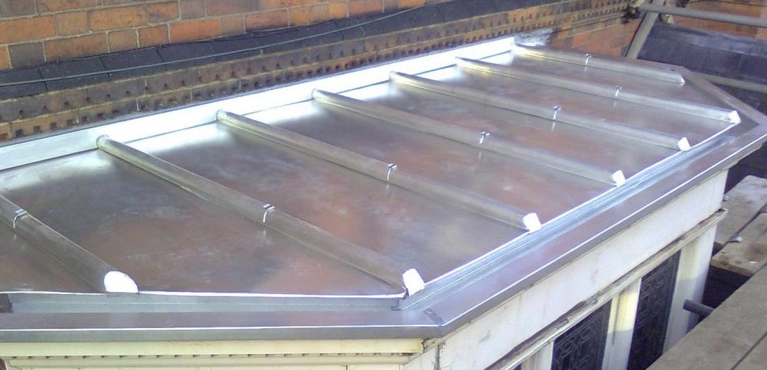 pose de toiture en zinc